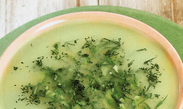sopa-funcional-couve-com-amendoas-68874